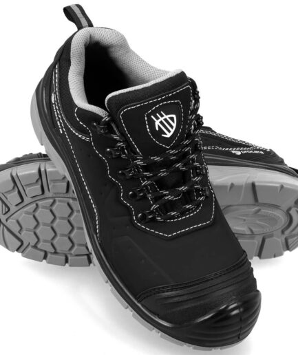 Antypoślizgowa i olejoodporna podeszwa SR FO w butach VICTOR.